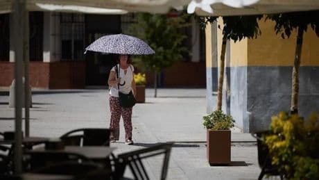 La ola de calor de agosto pasa factura a bares y restaurantes: epidemia de terrazas vacías y caída del ticket medio