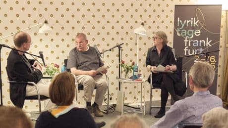 Bücher-Podcast: Bevor wir ganz zu Knochen sind: Nancy Hünger und Wilhelm Bartsch bei den Lyriktagen Frankfurt