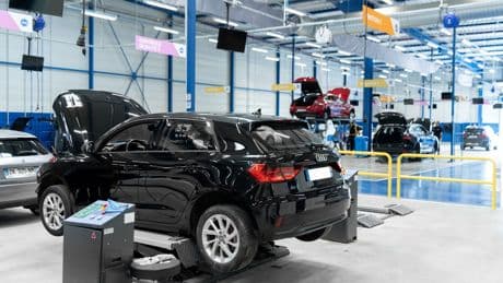 « Moins cher que le neuf, plus fiable que l’occasion » : le reconditionnement des voitures, une affaire qui roule