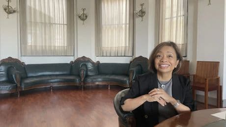 Sheila Coronel, profesora en Columbia: &quot;Sin investigación periodística, dominará la propaganda y el hiperpartidismo&quot;