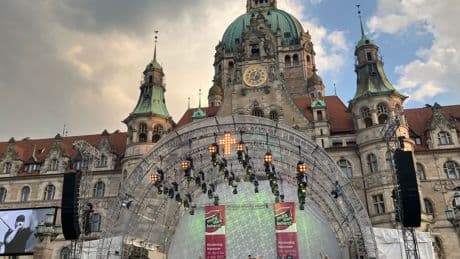Open-Air-Konzert: Gentleman singt beim Kirchentag für Demokratie
