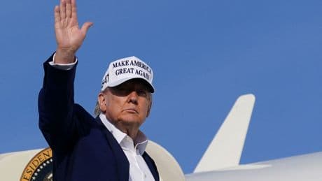 Trump critica a Putin por los últimos ataques contra Kiev y dice que medita sanciones
