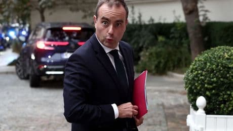 Lecornu acotará en 2026 ciertos "privilegios" a antiguos primeros ministros del Gobierno