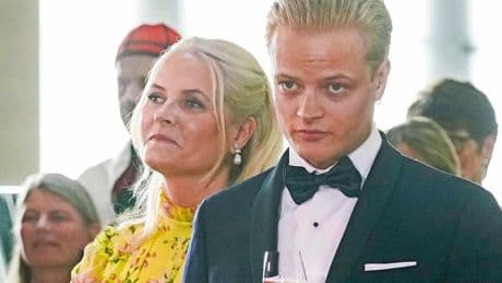 Marius Borg Høiby wil ’meewerken’ in verkrachtingszaak: ’Zeer ernstige aanklacht’
