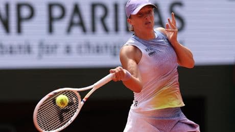 Iga Swiatek v Aryna Sabalenka live: Scores and updates from blockbuster French Open semi-final