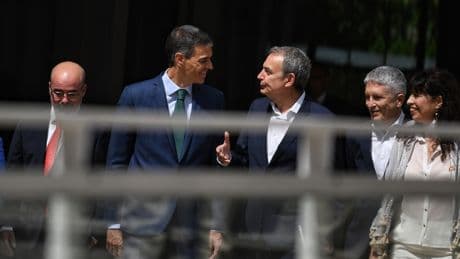 Florentino Portero alerta de un &quot;Pedro Sánchez en horas muy bajas cada vez más en manos de Zapatero, Blanco y compañía&quot;