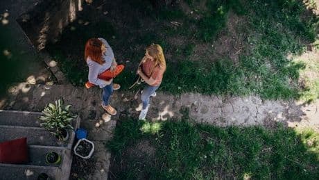 Woman fuming as neighbour refuses 'unhinged' reason to use her garden