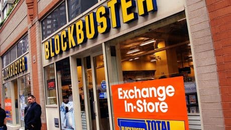 Dozens of stores you once loved that don't exist anymore