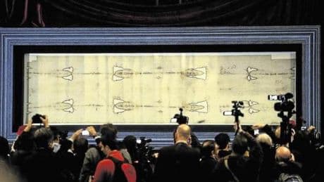 La autenticidad de la Sábana Santa fue puesta en duda antes de lo que se creía