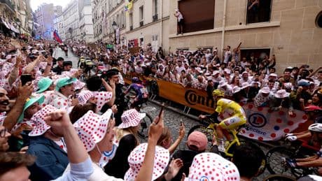 Van Aert se apunta un triunfo histórico y el insaciable Pogacar se alza con su cuarto Tour de Francia