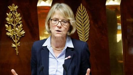 Scandale des eaux minérales : le gouvernement saisit la Commission européenne pour « connaître sa position »