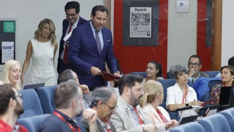 Puente desdeña los audios de Koldo que le salpican: &quot;Si quieren ir a por mí, que busquen otra cosa&quot;
