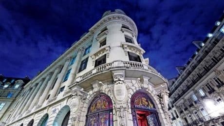 Pontegadea compra un hotel en París a Derby por casi 100 millones
