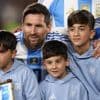 Geëmotioneerde Lionel Messi twijfelt over WK-deelname: 'Het meest logische is dat ik niet meedoe'