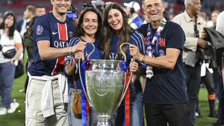 La noche del héroe de París: "¡Es el mejor entrenador y el mejor tío. España puede estar orgullosa!"