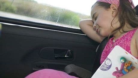 Activa el «Modo Niño» en el coche para evitar problemas con el calor
