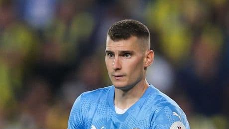 FENERBAHÇE TRANSFER HABERİ | Livakovic'e Premier Lig'den talip var! Görüşmeler başladı
