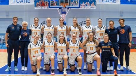 Orange Lions vrouwen domineren op trainingskamp in Noorwegen