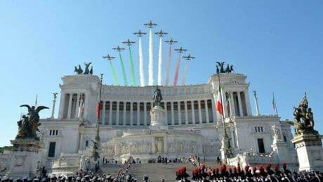 2 giugno, Festa della Repubblica: tutti gli eventi, dal concerto al Colle e l'omaggio al Milite Ignoto fino alla Parata militare