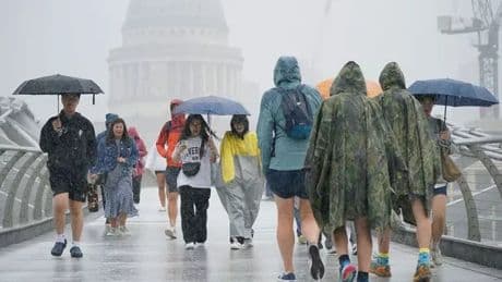 UK weather: Met Office issues bank holiday 'washout' verdict as storm mapped