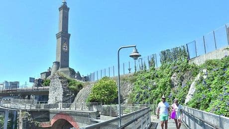 Stazione marittima e porto antico unite da una navebus per la Lanterna: il progetto a Genova