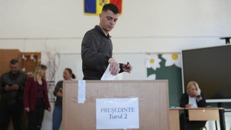 Romania, Poland and Portugal cast votes in tightly contested elections