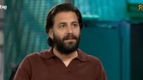 El &#039;zasca&#039; de Salvador Sobral a Broncano en &#039;La Revuelta&#039;: &quot;Tu especialidad es hablar sin saber&quot;