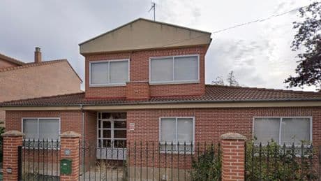 &quot;Santovenia no se ocupa&quot;: un pueblo se une y expulsa a los okupas con vigilancia vecinal día y noche