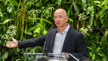 Jeff Bezos protestolar sonrası Venedik'teki düğün mekanını değiştirdi