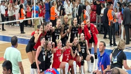 A Milli Kadın Voleybol Takımı, VNL’de Kanada’yı 3-0 yendi
