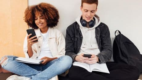 ChatGPT Mobile Uses Revealed — Study Finds One Clear Winner