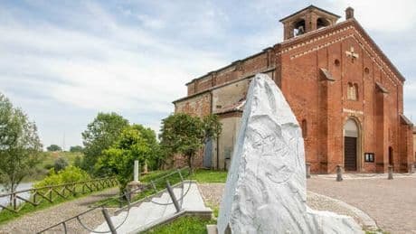 Arena Po, il borgo che diventa opera d'arte: il MAAAPO ridisegna il concetto di museo a cielo aperto