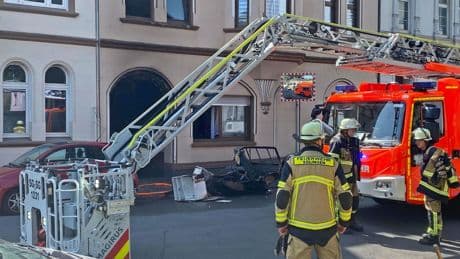 Brände: Feuer in Solinger Wohnhaus - Polizei ermittelt