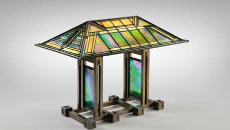 Mais pourquoi les lampes de cet architecte star valent des millions, plus que la plupart de ses maisons?