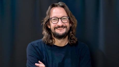 Alberto Soler, psicólogo: “Nunca contestes a las preguntas que te hagan tus hijos ni intentes demostrar lo mucho que sabes, si no quieres frenar su pensamiento o apagar su curiosidad”