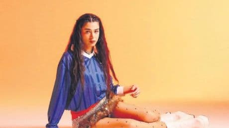 M Lisa’dan ‘gecelerde’