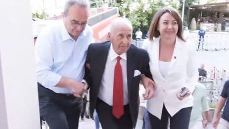 CHP'nin Cumhurbaşkanlığı Aday Ofisi açılıyor: Hikmet Çetin'den "beraber çalışacağız" mesajı