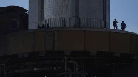 SpaceX: Elon Musks Riesenrakete gerät bei neuntem Testflug außer Kontrolle