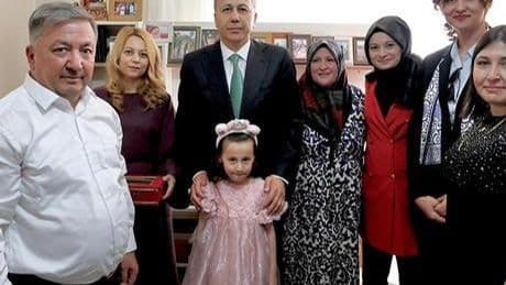 Bakan Yerlikaya Konya'da şehit ailesini ziyaret etti