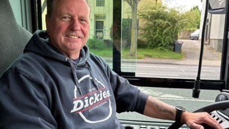 Social Media: Freddy Külpmann, der Busfahrer, der um die Frikadelle weinte