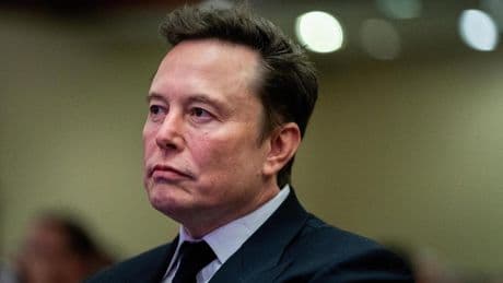Elon Musk asegura que Tesla prepara “la presentación más épica de la historia” para finales de año