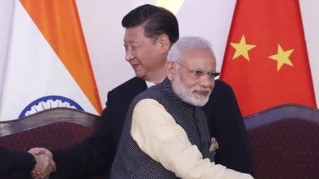 Primera cumbre diplomática entre India y China tras el choque militar del 2020 en el valle de Galwan