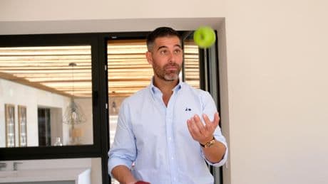 Pablo Ojeda, nutricionista: “Mucho más interesante llegar a casa y darse una ducha caliente que abrir una cerveza”