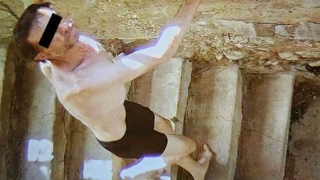 US-Stadt in Angst - Kneipen-Killer (45) flieht in Unterhose vom Tatort