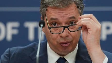 « L’Union européenne prend trop de gants avec le pouvoir serbe, pourtant vivement contesté dans la rue »