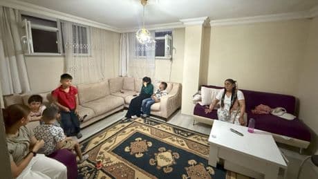 Barınma krizi büyüyor: Yaşlı kadın ve yedi çocuk sokakta kalabilir