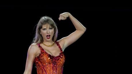 Taylor Swift compra sus seis primeros álbumes y recupera el control sobre toda su música