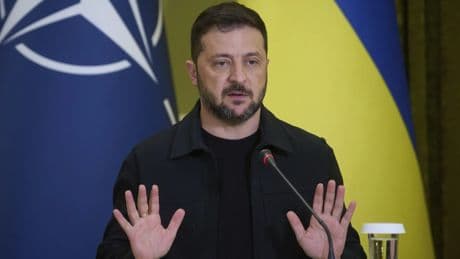 Krieg in der Ukraine: Selenskyj: Kein Redebedarf mit Washington über Waffeneinsatz