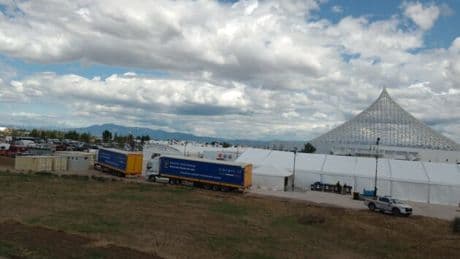 Il Truman show di Gualtieri: la Vela inaugurata per il Giubileo dei giovani non è affatto completata