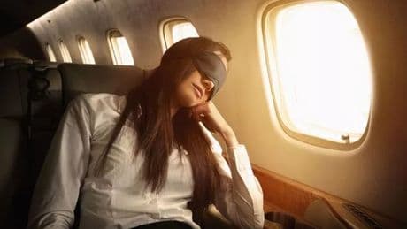 Sleep expert reveals when you should try to stay awake on flights to beat jet lag